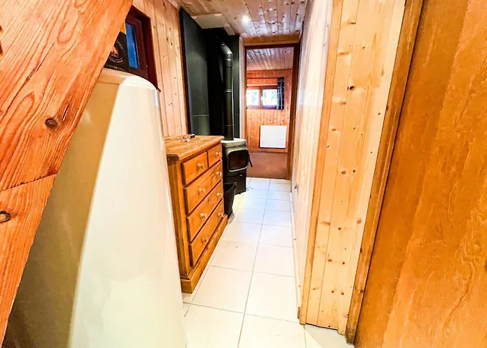 Snowflake With Garden Chalé